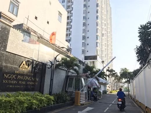 Như vậy, hiện nay Công ty Cổ phần Xây dựng An Điền bàn giao và đưa cư dân vào cư trú tại Chung cư căn hộ Viên Ngọc Phương Nam là không phù hợp quy định hiện hành. Ảnh: NLĐ.