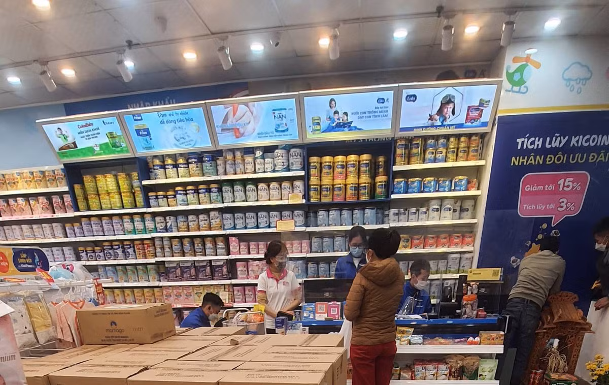 Tre so sinh bi di ngoai sau khi uong sua Abbott Similac mua o Kids Plaza-Hinh-3
