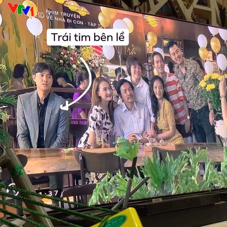 Ve nha di con: Cuoi ngat khi Vu “danh roi liem si” chup anh voi Thu-Hinh-5