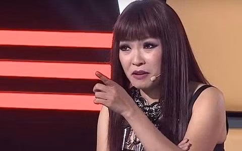 Tu on ao cua Phuong Thanh, showbiz phan mam tren poster the nao moi dung?