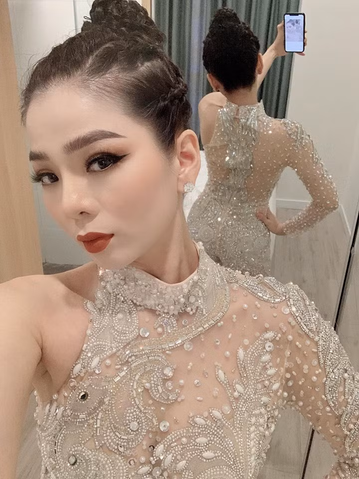Sau sự việc này, giọng ca 7X giải thích tất cả đều có trong kịch bản và cô được BTC yêu cầu đứng lại sân khấu để giao lưu với khán giả. Mục đích là để thí sinh cũng như BTC có thêm thời gian chuẩn bị.