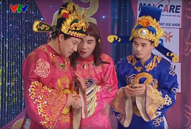 Vấn nạn trong ngành giáo dục như những căn bệnh thành tích, bạo lực học đường... lên sóng Táo quân 2010.