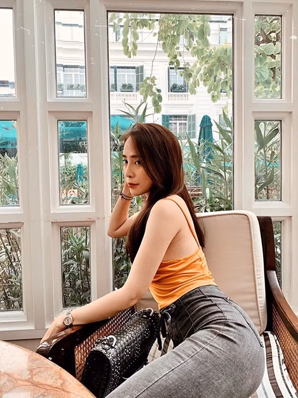 Diễn viên Quỳnh Nga quả đúng là "đẹp nhất khi không thuộc về ai" sau cuộc hôn nhân đổ vỡ với Doãn Tuấn.