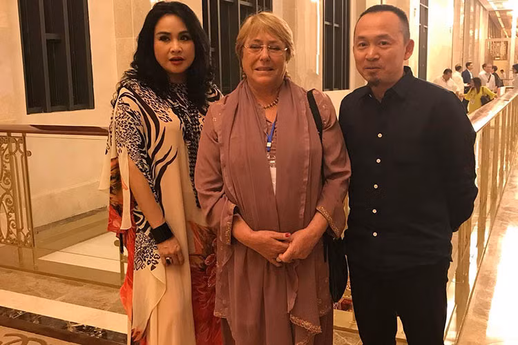 Sau 10 gắn bó, Thanh Lam - Quốc Trung ly hôn. Hiện, nữ ca sĩ đã tìm được người mới và vẫn giữ mối quan hệ tốt với Quốc Trung.