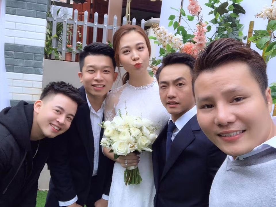 Đại gia phố núi và chân dài gốc Lạng Sơn trước đó đã tổ chức lễ ăn hỏi vào cuối tháng 1/2019.