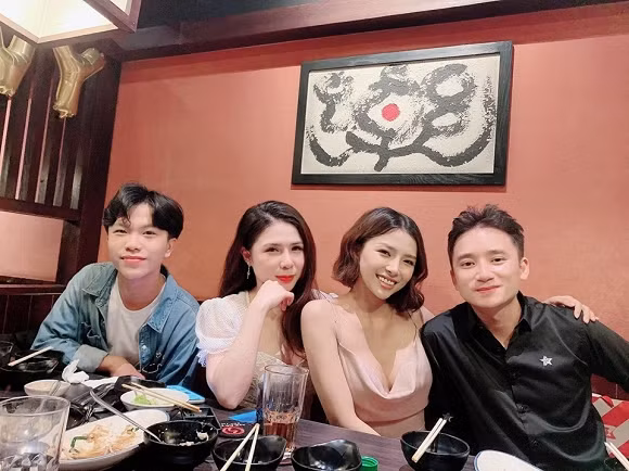Mối tình đẹp của Phan Mạnh Quỳnh và vợ chưa cưới đã kéo dài được 4 năm.
