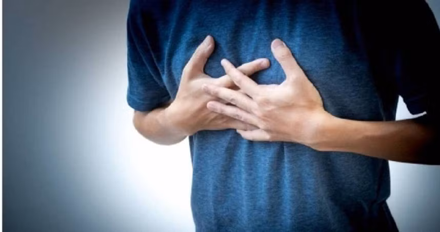 Chóng mặt, tức ngực, nào ngờ “bom hẹn giờ” giấu trong đầu Chong mat, tuc nguc, nao ngo “bom hen gio” giau trong dau