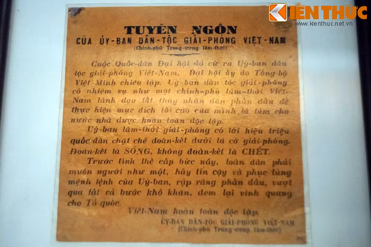 Tuyên ngôn của Ủy ban Dân tộc Giải phóng Việt Nam về Tổng khởi nghĩa giành chính quyền trong cả nước, tháng 8/1945.