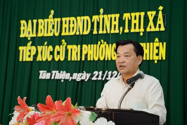 Ngày 15/9/2006, Chi Cục trưởng Kiểm lâm Bình Thuận - Nguyễn Ngọc Sang gửi đơn đến các đồng chí lãnh đạo Đảng, Nhà nước tố cáo UBND tỉnh Bình Thuận vi phạm pháp luật nghiêm trọng, đã bao che vụ cố ý khai thác gỗ trái phép tại xã La Dạ, huyện Hàm Thuận Bắc của Công ty Lâm nghiệp Bình Thuận, đồng thời còn tùy tiện đưa hàng ngàn ha rừng ra khỏi diện tích đất có rừng của toàn tỉnh khi Thủ tướng Chính phủ chưa cho phép chuyển mục đích sử dụng.