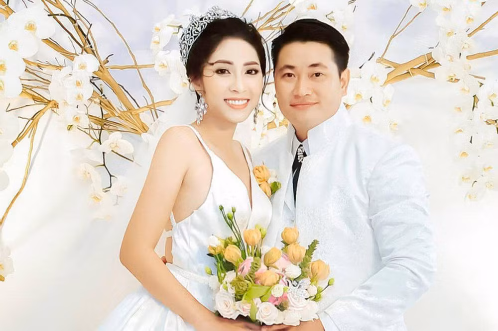 Chong dai gia Hoa hau Dang Thu Thao vua ly hon giau co nao?