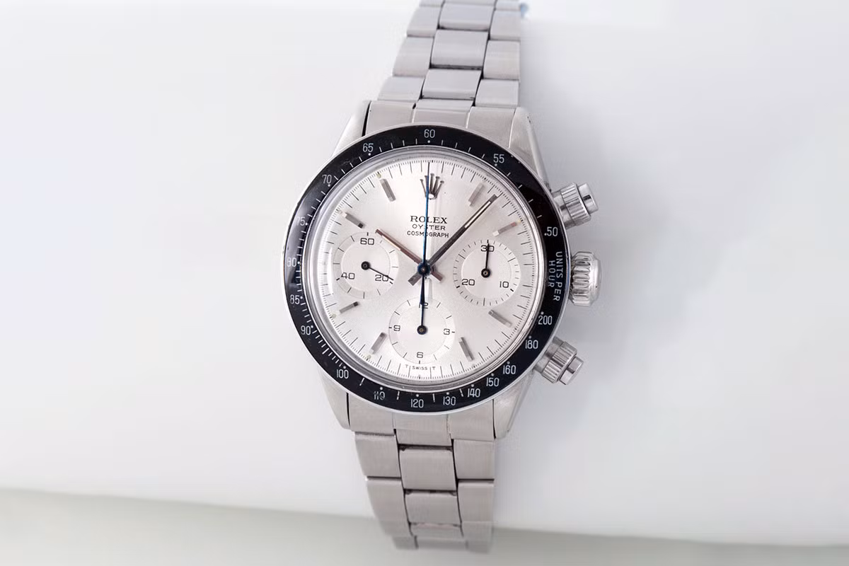 Một chiếc đồng hồ Rolex cổ khác có giá 1,4 triệu USD (tương đương 31,6 tỷ đồng) là Rolex “Oyster Albino” Cosmograph Daytona. Chiếc đồng hồ này thuộc danh sách những chiếc đồng hồ sở hữu hàng hiếm và nổi tiếng khắp thế giới. Ảnh: Digital