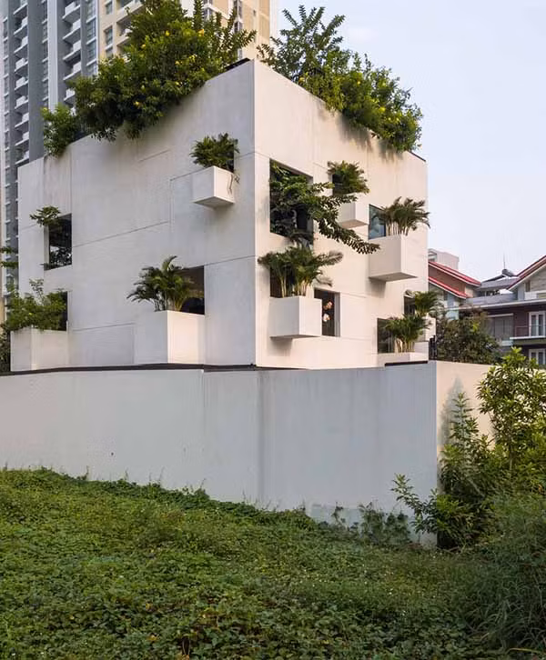 Mới đây, trên website chính thức của World Architecture Festival (WAF) đã công bố danh sách các công trình kiến trúc trên thế giới dành giải thưởng tại Liên hoan Kiến trúc Thế giới 2020 – 2021. Theo đó, dự án Sky House (tại An Phú, quận 2, TP.HCM) giành chiến thắng ở hạng mục Nhà ở đô thị.