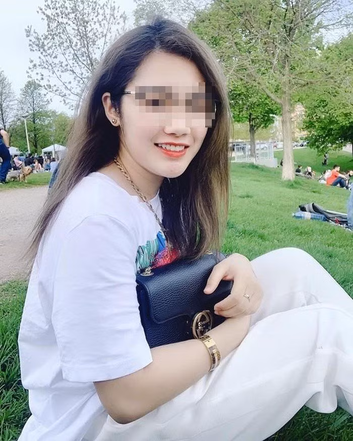 Tuy nhiên, sau việc lùm xùm của bố mẹ, Thư Đường đã có một thời gian dài khóa Facebook. Ảnh: We25