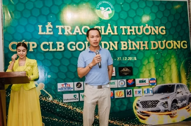 Bat mi ve nguoi con trai ca kin tieng cua dai gia Dung lo voi-Hinh-2