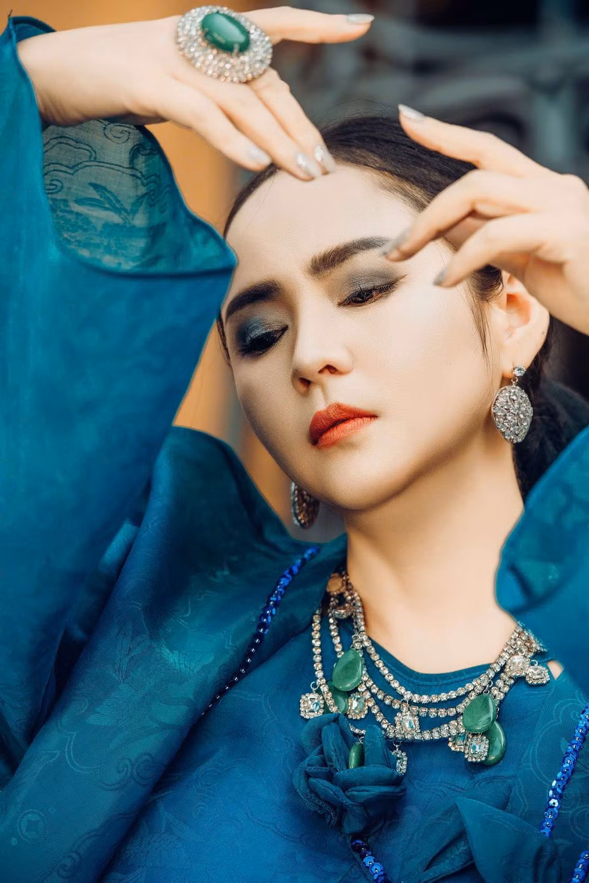 ''Với chủ đề Hà Nội và cúc họa mi", các nhà thiết kế sẽ sáng tạo ra những bộ sưu tập mới đậm chất nghệ thuật, tôn vinh Hà Nội và vẻ đẹp thanh lịch, hào hoa của người Tràng An.