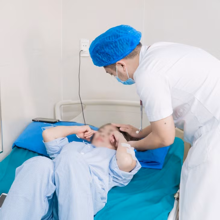 Người phụ nữ đau đầu kéo dài, đến viện phát hiện... đột quỵ - Hình 2 Nguoi phu nu dau dau keo dai, den vien phat hien... dot quy-Hinh-2