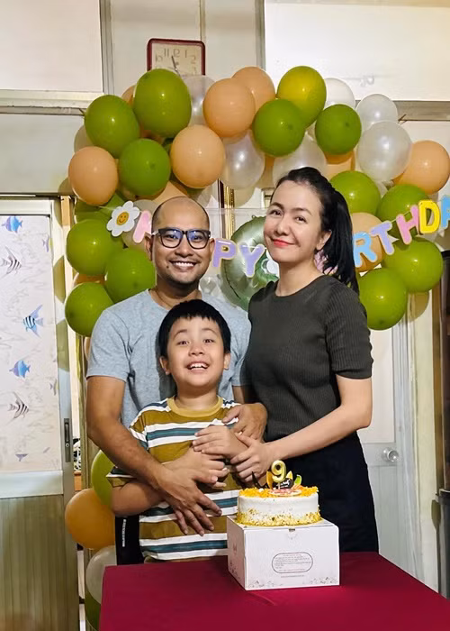 Ít ngày trước, con trai Huỳnh Đông đón sinh nhật lần thứ 9 bên gia đình. Ảnh: FB Ái Châu.