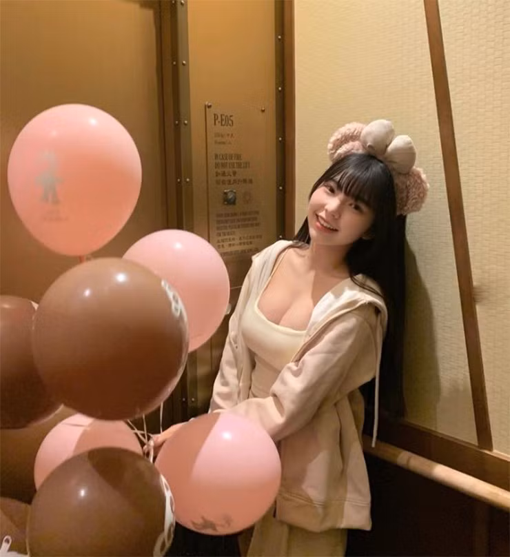 Nét thanh tao của Yueh đã nhận được lượt yêu mến vượt trội, xứng đáng vị trí nữ sinh đẹp nhất Đài Loan.