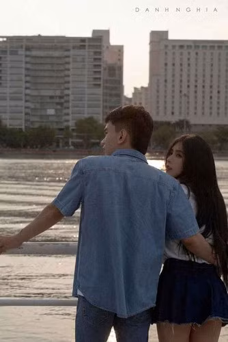 Những ngày gần đây, dân mạng đồn đoán tình cảm của trai tài gái sắc là nữ TikToker Quỳnh Alee và tuyển thủ Sgp.Fish không còn êm ấm. Nhất là khi chàng game thủ có động thái "block" gái xinh trên mạng xã hội.