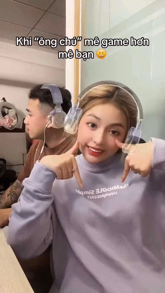 Thời điểm chỉ mới hẹn hò, cặp đôi này cũng đã nhanh chóng về ra mắt gia đình đối phương, và nhận được rất nhiều sự ủng hộ.
