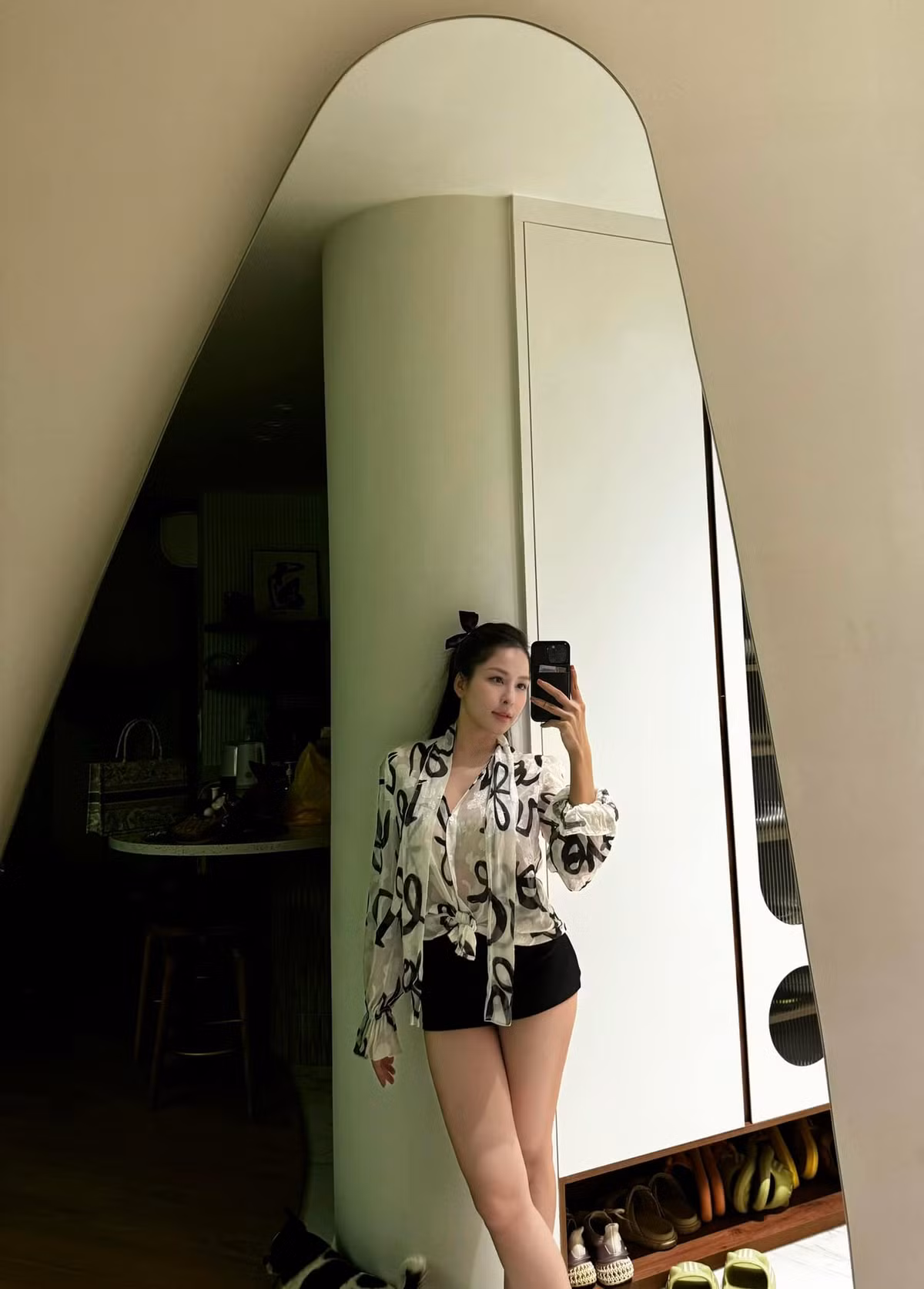 Hotgirl Trâm Anh là cái tên xa lạ với nhiều người. Cô nàng sinh năm 1995 sở hữu nhan sắc xinh đẹp, gương mặt ưa nhìn và được xem là một trong những gái xinh đình đám thời gian trước.