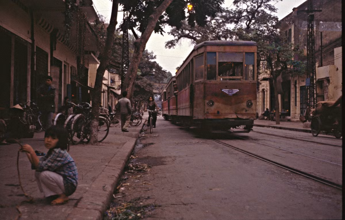 Một khu vực ở phố Hàng Cót, gần THCS Thanh Quan.