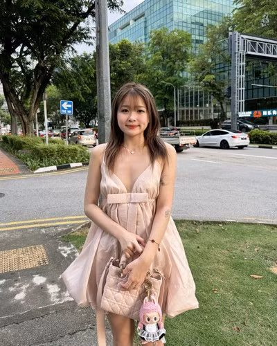Trước đó, có dịp giao lưu với người hâm mộ, Chao cho biết cách ăn mặc hiện tại thể hiện sự tự tin, yêu bản thân của cô nàng.