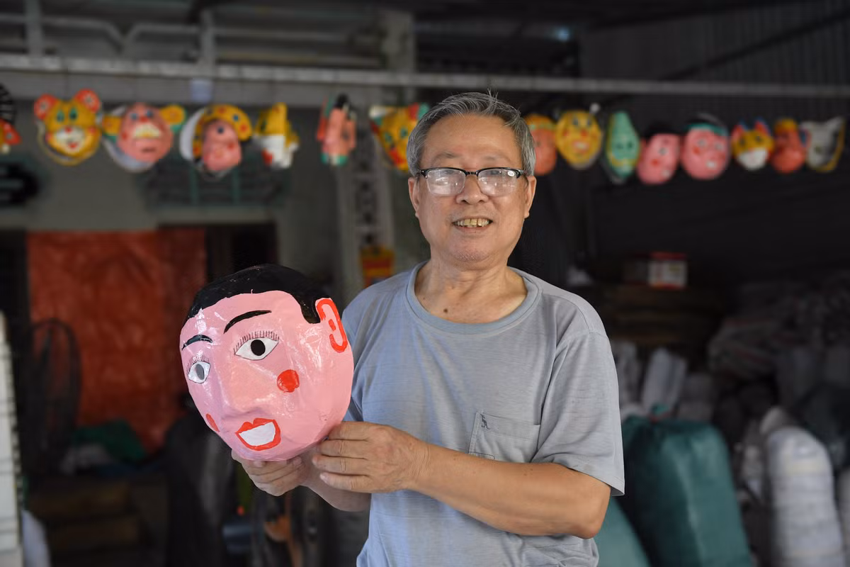 Giới trẻ không “quay lưng” với đồ chơi Trung thu truyền thống Gioi tre khong “quay lung” voi do choi Trung thu truyen thong