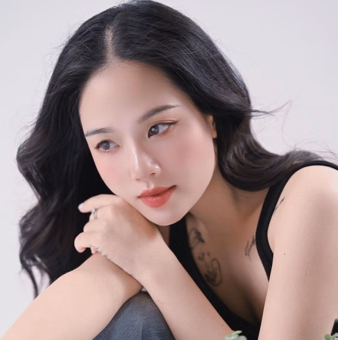 Hiện tại, Huyền My vẫn tiếp tục công việc kinh doanh dịch vụ làm đẹp. Đồng thời, cô còn hỗ trợ chồng diễn viên Anh Tú trong công việc.