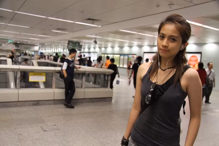 Kể từ đó, Gil Lê trung thành với hình tượng tomboy đầy cá tính. Trong những năm hoạt động vừa qua, Gil được khán giả nhớ đến khi góp mặt trong các chương trình truyền hình với vai trò MC hoặc tham gia game show thực tế. (Ảnh: Facebook)