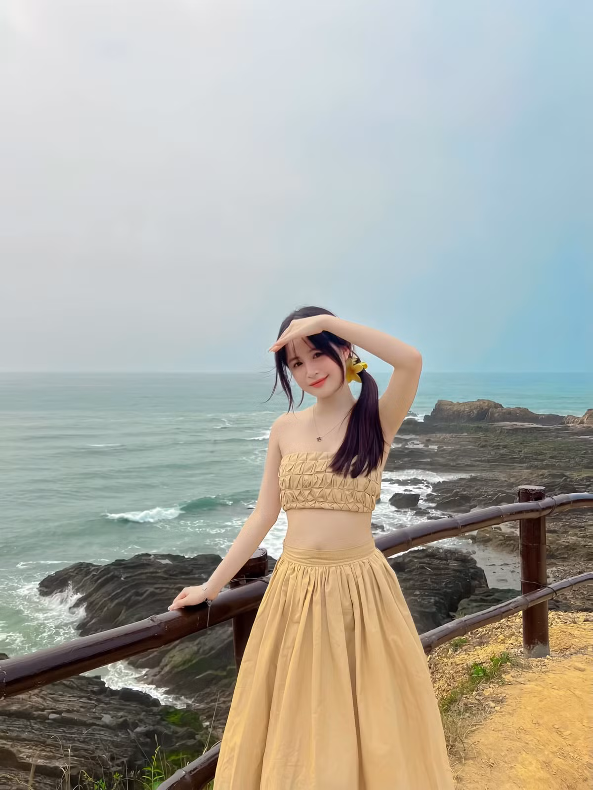 Sau 4 năm kể từ ngày "nổi tiếng sau 1 đêm" đó, cô nàng được nhận xét là đã tìm cho mình được cá tính riêng, phong cách riêng.