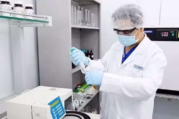 Toàn bộ phát minh này là 100% do người Việt Nam phát minh ra và làm chủ công nghệ từ sản xuất nguyên liệu đến ra thành phẩm, đồng sản xuất ngay tại Việt Nam.