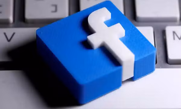 Dân biểu Rhode Island và Chủ tịch Tiểu ban Chống độc quyền David Cicilline gần đây chỉ trích Facebook “không phù hợp với chế độ dân chủ”. Quốc hội Mỹ cũng sẽ tổ chức một phiên điều trần trong tuần này nhằm xem xét phương án hạn chế quyền lực của Facebook và những gã khổng lồ công nghệ khác.