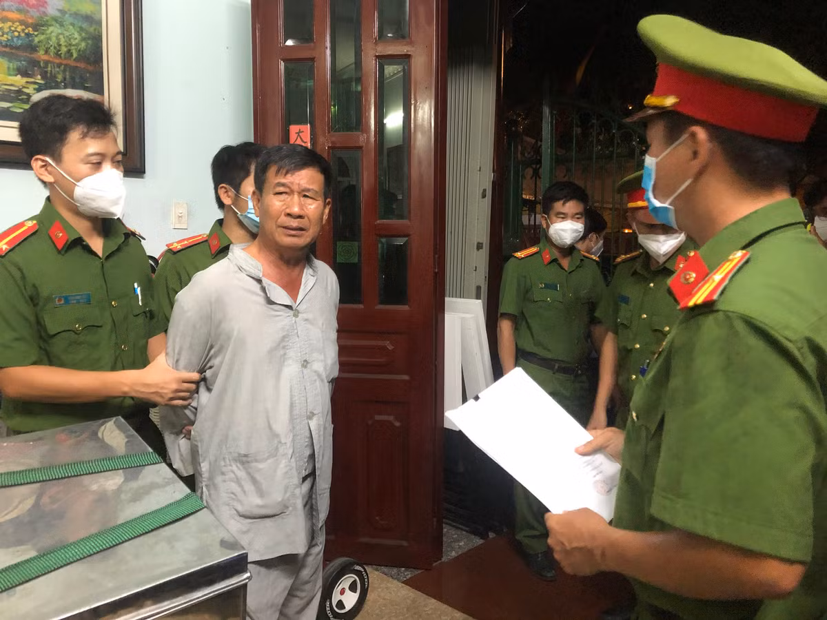 Bat doi tuong hanh hung nu thu ky toa an o Ba Ria - Vung Tau