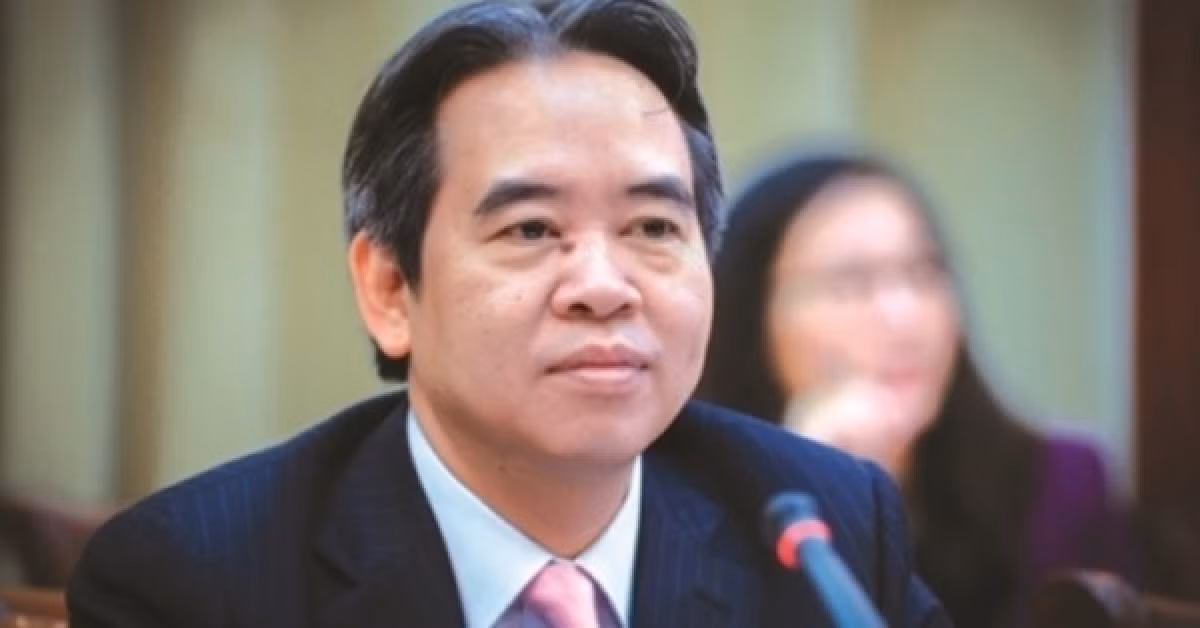 Giai đoạn 1998 đến 2008, ông Bình trải qua các chức vụ Phó Giám đốc Ngân hàng Nhà nước Việt Nam, Chi nhánh TP. Hà Nội; Phó Chủ tịch, rồi quyền Chủ tịch Ban lãnh đạo Ngân hàng Đầu tư quốc tế (MIB) tại Liên bang Nga; Chánh Thanh tra Ngân hàng Nhà nước Việt Nam. 