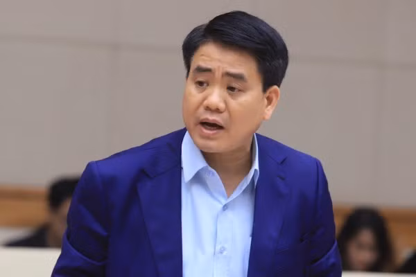Liên quan đến vụ án này, C03 đã ra lệnh kê biên tài sản đối với 3 nhà, đất của ông Nguyễn Đức Chung, gồm: nhà, đất có diện tích 102,7m2 tại 88 phố Trung Liệt (Đống Đa, Hà Nội), là căn nhà ông Chung sử dụng thường xuyên cho đến khi bị bắt; căn hộ chung cư có diện tích 175,7m2 số 2B12A, nhà R3-72A Nguyễn Trãi và căn hộ chung cư có diện tích 175,7m2 số 12B15, nhà R3-72A Nguyễn Trãi (P.Thượng Đình, Q.Thanh Xuân, Hà Nội).