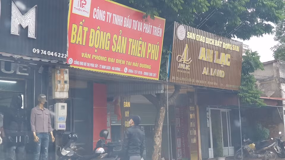 Nhieu van phong BDS trai phep o Hai Duong: Xu nghiem de… dep “loan”-Hinh-6