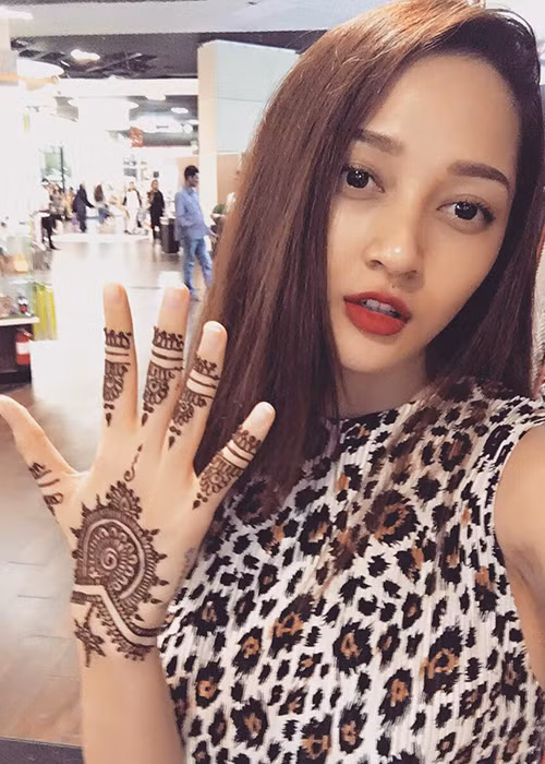 Tuy nhiên, điều đáng chú ý là Bảo Anh được cho là đang ở cùng với người tình tin đồn Hồ Quang Hiếu. 