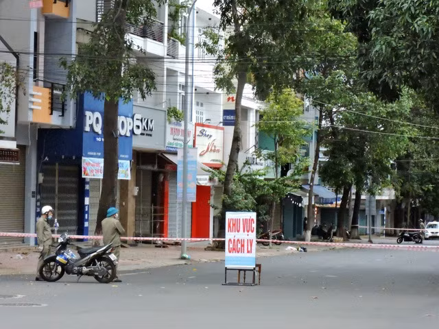 TP Buon Ma Thuot cach ly xa hoi 14 ngay tu 0h sang 3/8 vi COVID-19