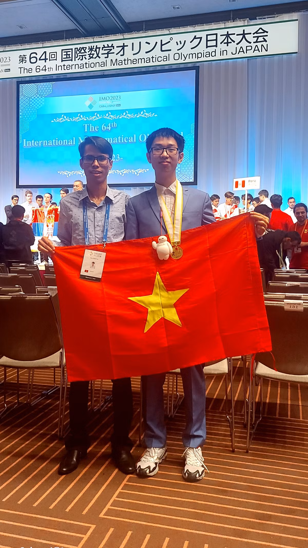 Hai Phong tang nua ty dong cho Huy chuong Vang IMO Nguyen An Thinh
