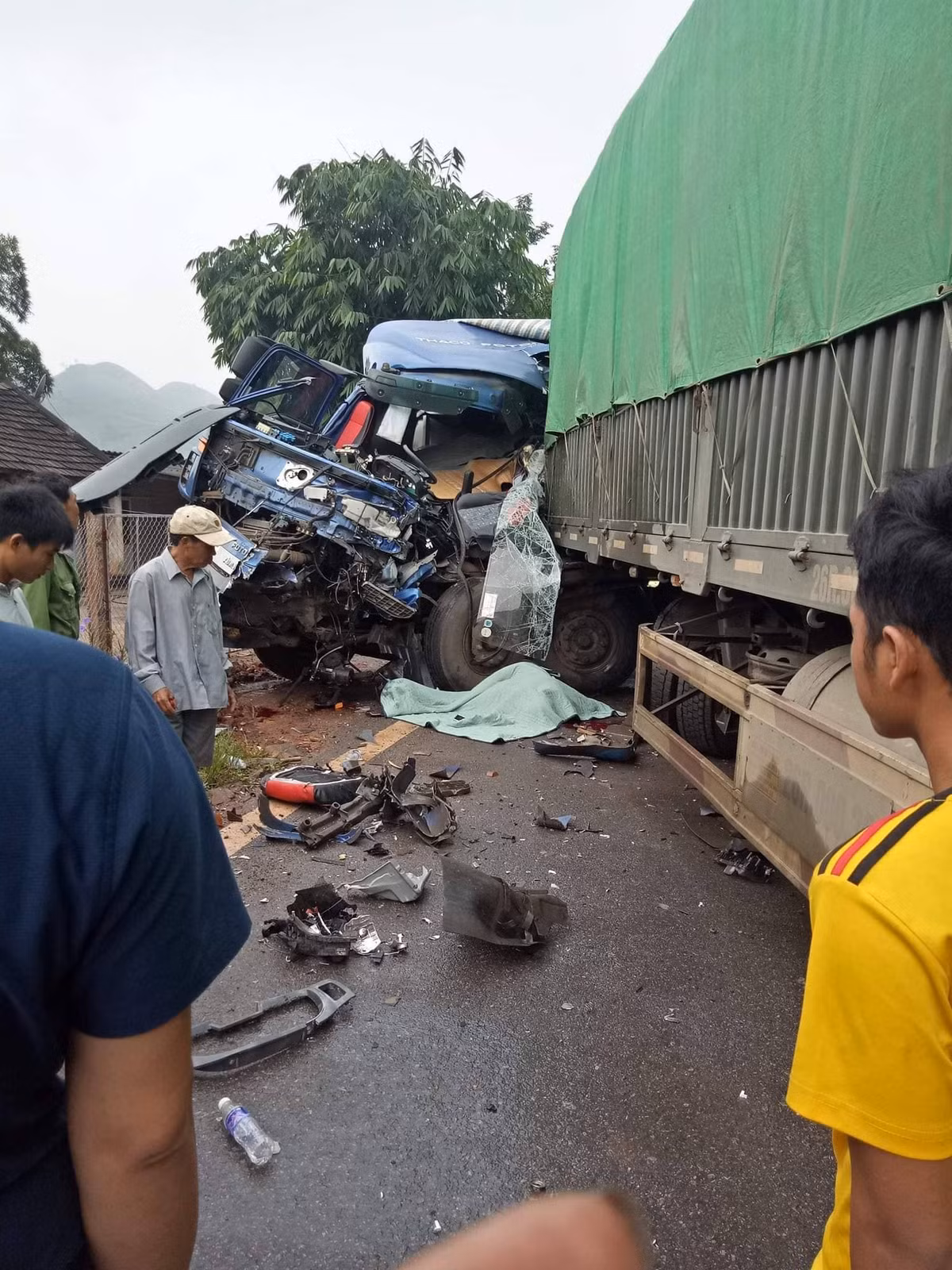 Son La: Tai nan giao thong 1 nguoi tu vong tai cho