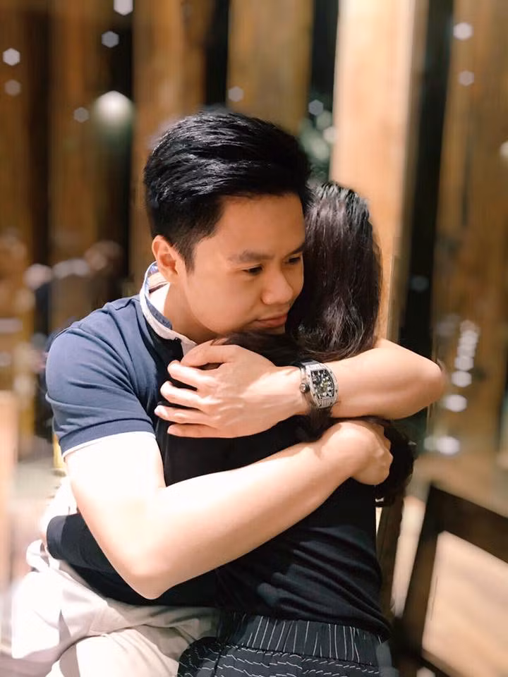 Để chinh phục được trái tim người đẹp, Phan Thành từng phải "vượt qua" được vòng loại là gia đình khó tính của cô. Primmy Trương tiết lộ những bạn trai trước của mình không được gia đình ủng hộ như Phan Thành.