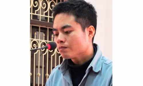Bùi Văn Quân.