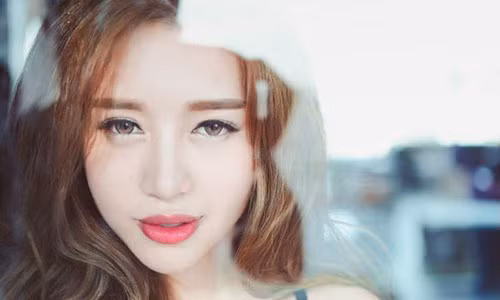 Mẫu phụ nữ mạnh mẽ không để chồng vô tâm làm tổn thương Mau phu nu manh me khong de chong vo tam lam ton thuong
