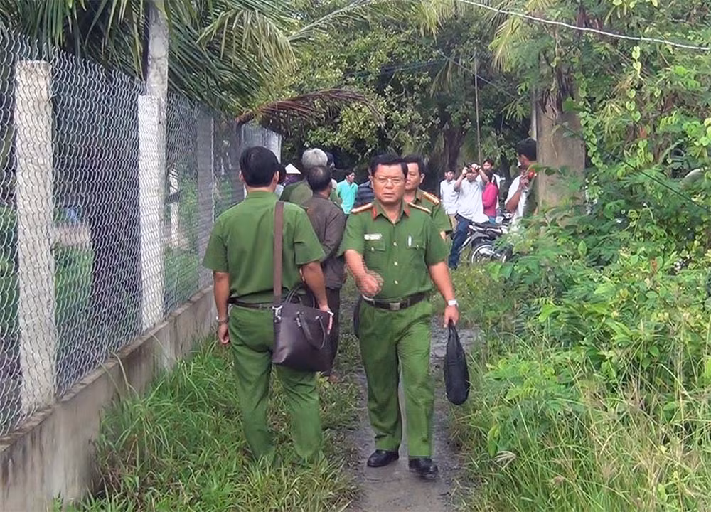 Tham an o Tien Giang: Loi ke bat ngo cua thieu nu duoc tha mang-Hinh-2