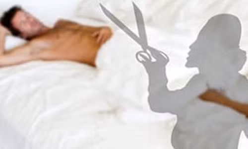 Nam thanh niên tự cắt phăng "của quý" vì mơ mình là con gái Nam thanh nien tu cat phang