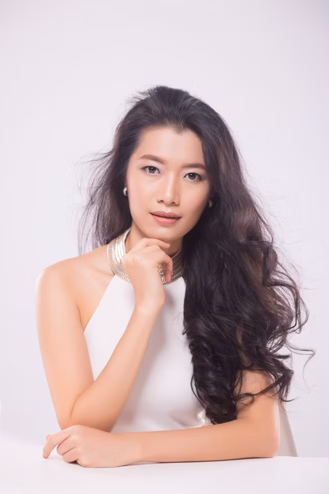 Kể lại sự việc buồn từng trải qua, Trà My muốn khuyên các cô gái hãy mạnh mẽ.