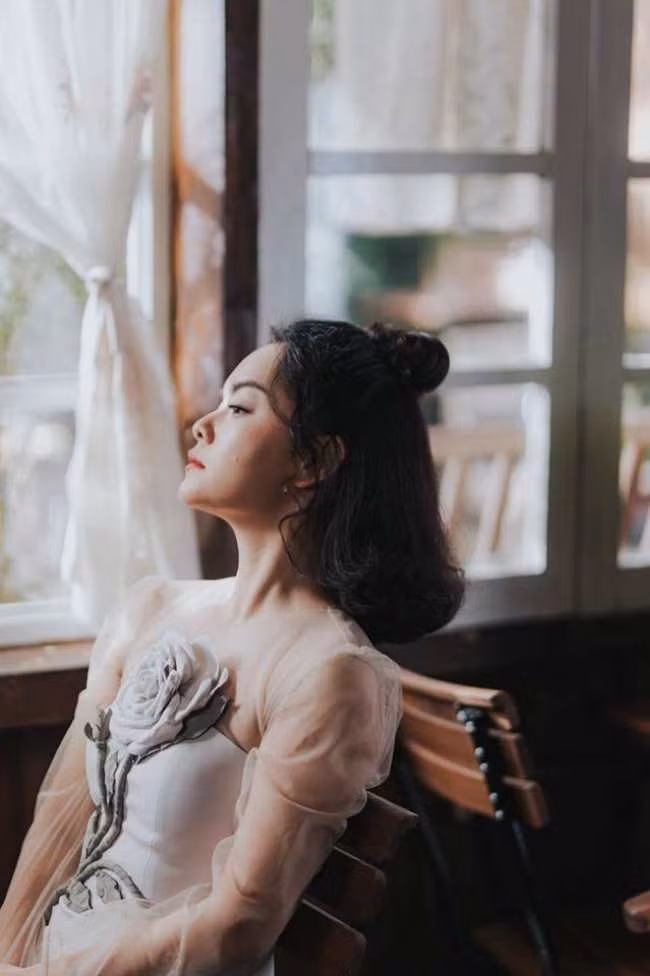 Dù đã quyết định dành thời gian chăm sóc gia đình nhưng theo Phạm Quỳnh Anh, giấc mơ âm nhạc vẫn âm ỉ trong cô chưa bao giờ tắt.