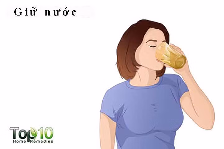 Nước rất thiết yếu cho cơ thể khỏe mạnh và duy trì trọng lượng cơ thể lý tưởng. Trên thực tế, nếu bạn không uống đủ nước, sẽ rất khó để bạn giảm cân vì nước đóng một vai trò quan trọng trong việc loại bỏ chất độc ra khỏi cơ thể.