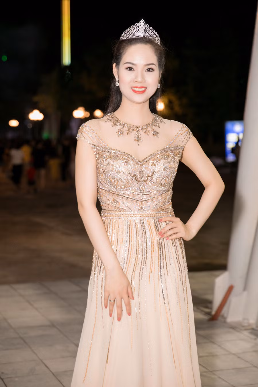 Hoa hau Mai Phuong: 